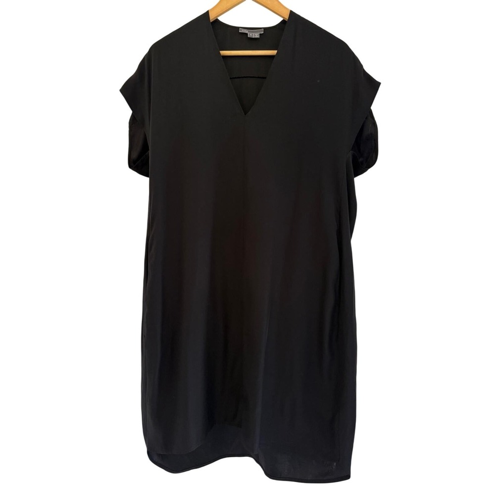 Vince 100% Silk Black V-Neck Shift Dress with Pockets Small S Short Sleeve LBD